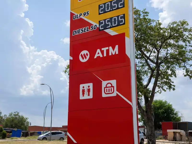 Roll Out Projects signage by Fleetline